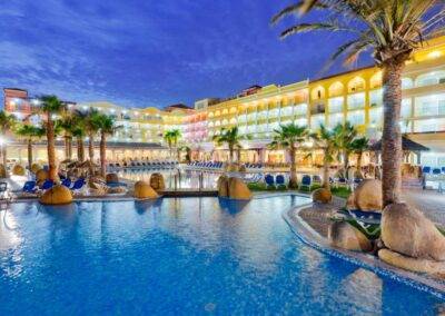 SDC completa la ampliación y reforma del sistema de climatización del Hotel Mediterráneo Bay de Roquetas de Mar